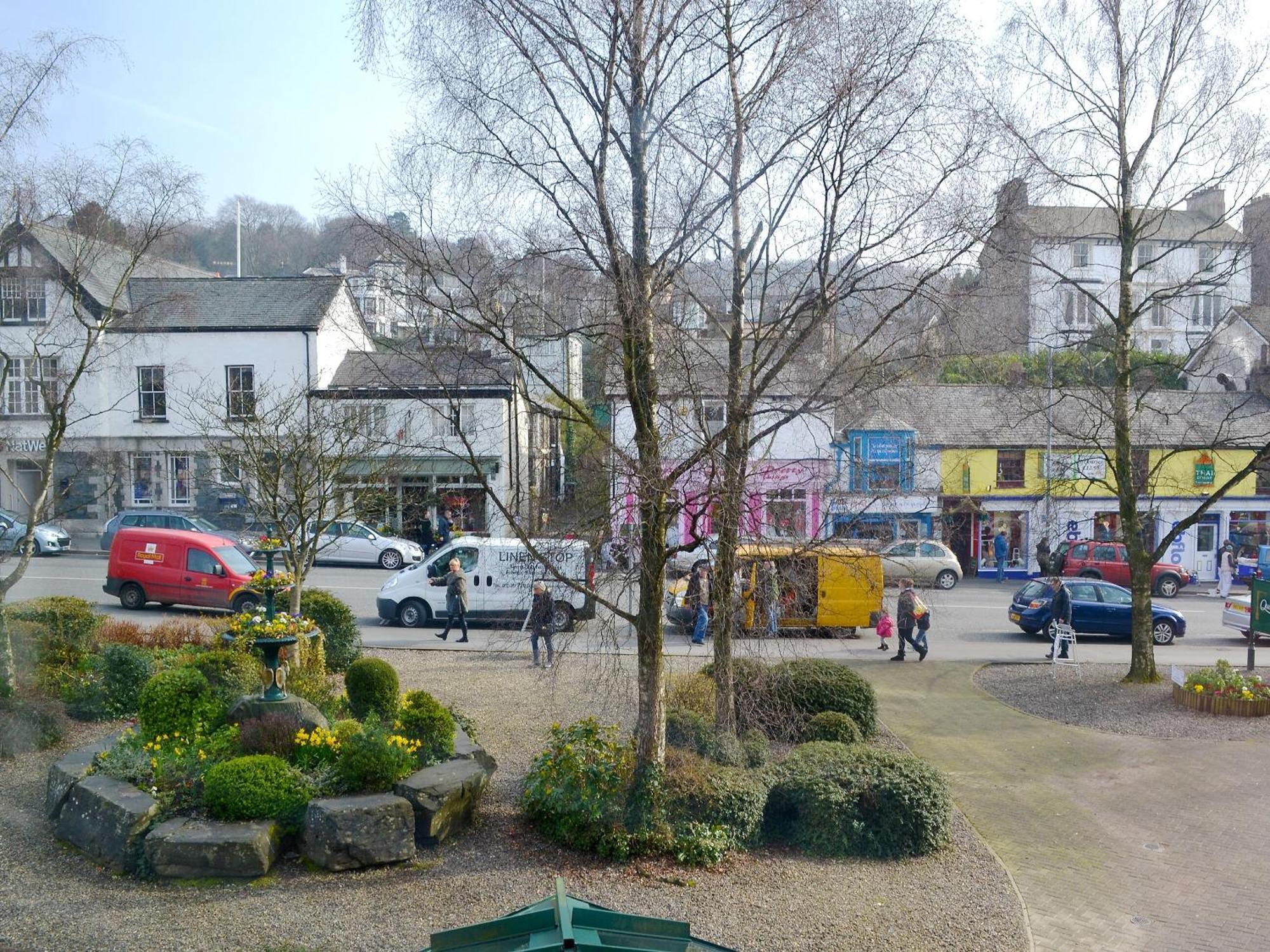Strawberries And Cream Villa Bowness-on-Windermere Exteriör bild