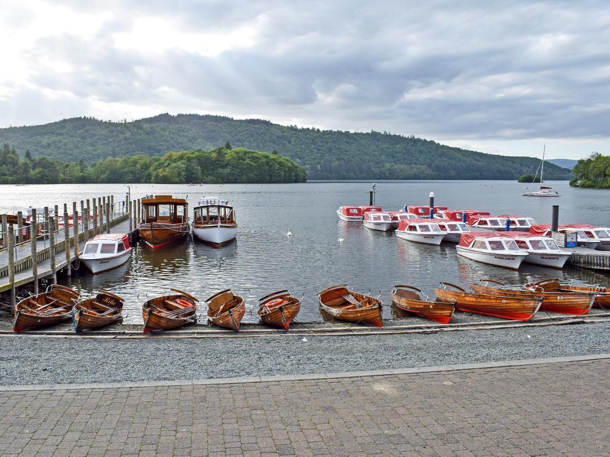 Strawberries And Cream Villa Bowness-on-Windermere Exteriör bild